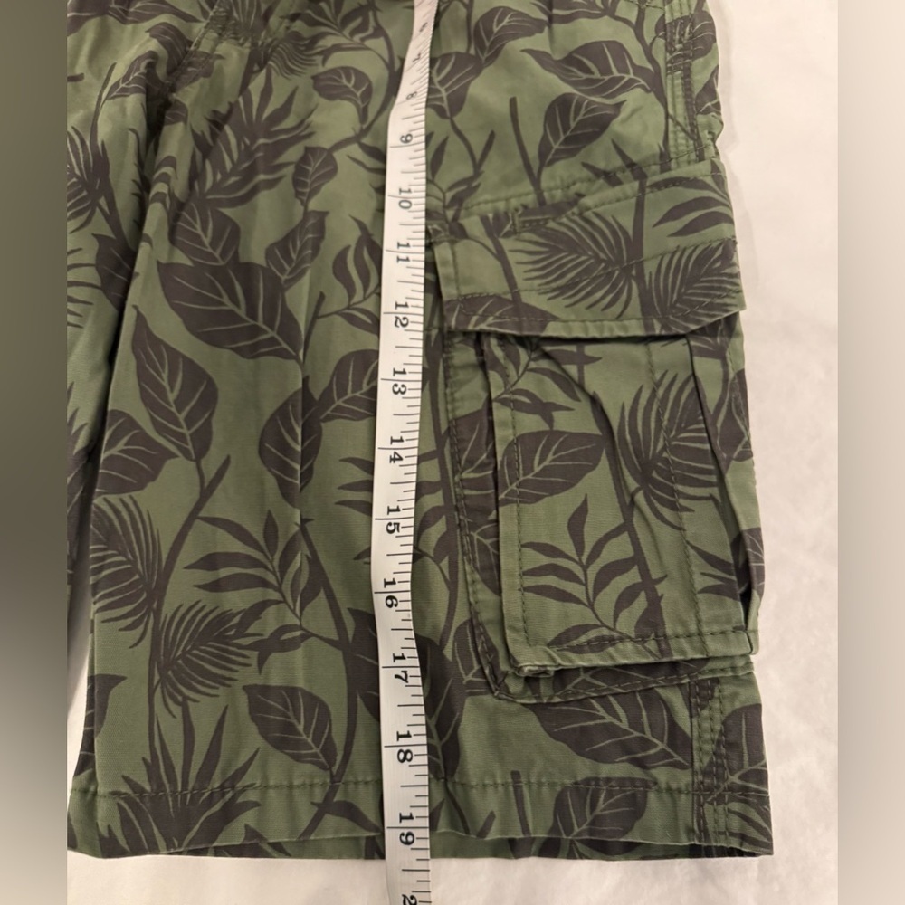 NWT Boy’s Gap Palm Print Cargo Shorts (12) - Picture 11 of 11